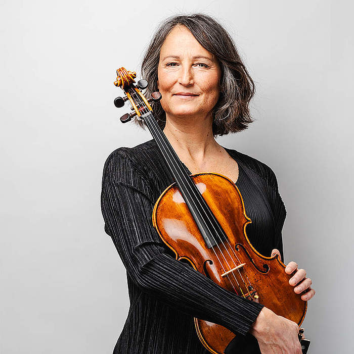 Elçim Özdemir Elçim Özdemir