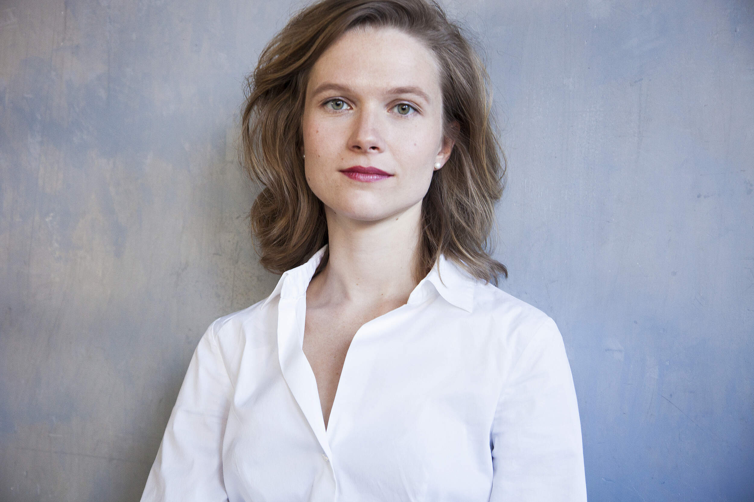 A photo of the Lithuanian conductor Mirga Gražinytė-Tyla, invited by the Orchestre de la Suisse Romande to conduct a classical music concert as part of the 2025-2026 season in Geneva, Lausanne and Lucerne.