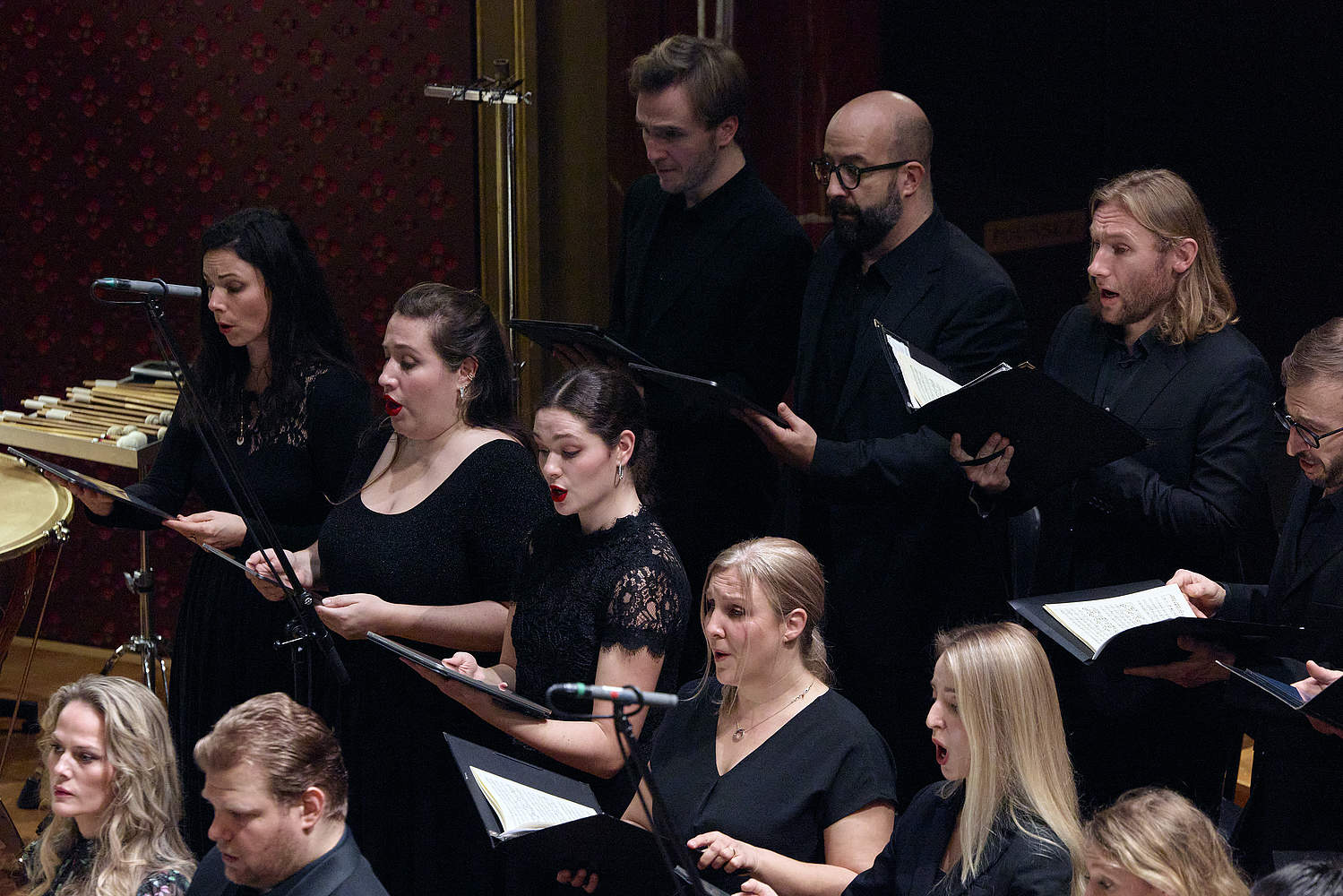 © Dougados Magali L'Ensemble Vocal de Lausanne avec le chef d'orchestre Jonathan Nott dirige le Requiem de Mozart pour un concert classique au Victoria Hall de Genève pour son dernier concert en tant que directeur musical et artistique de l'Orchestre de la Suisse Romande